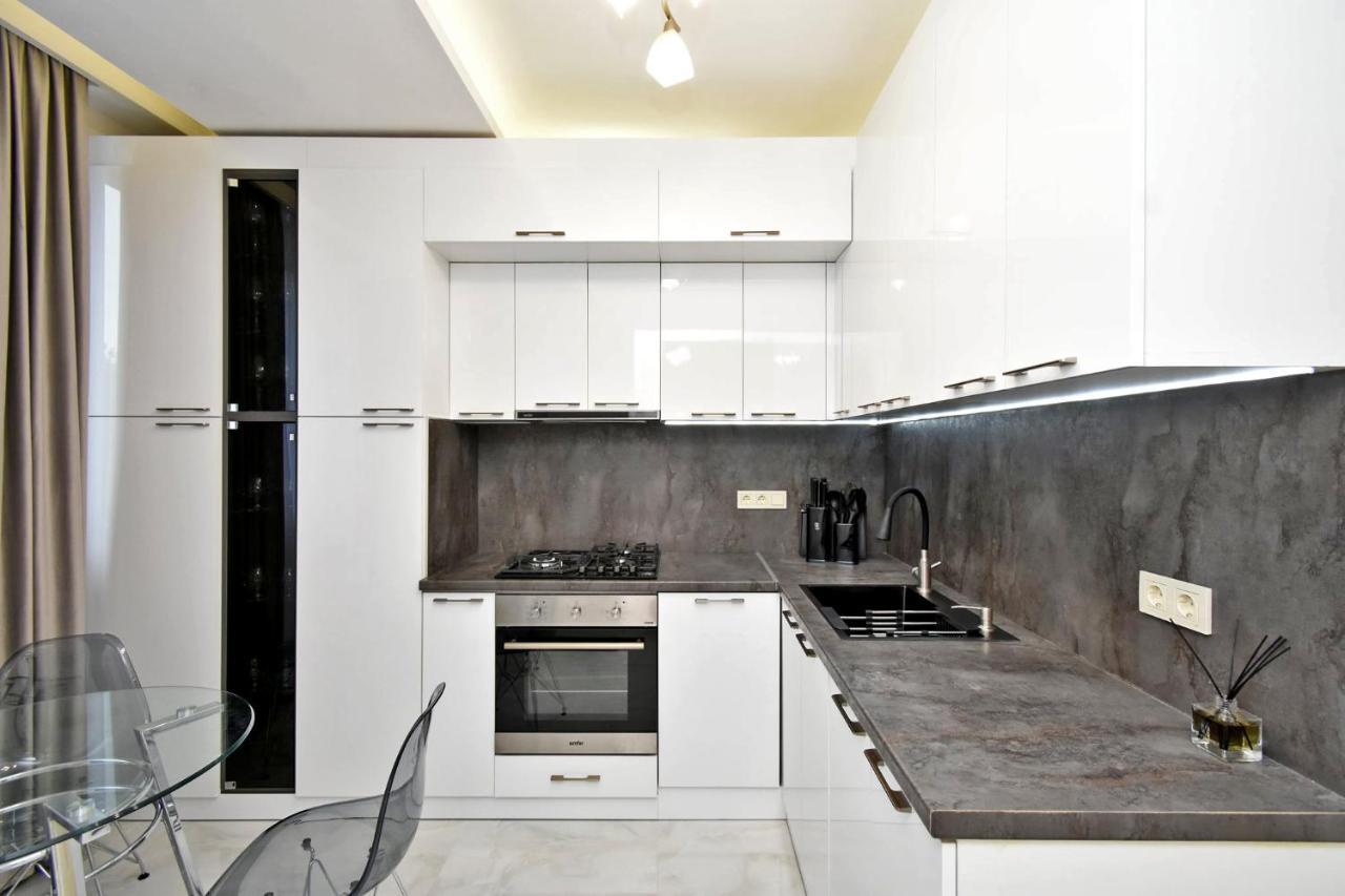 Apart House In Centr Koghbaci Strit Erévan Extérieur photo